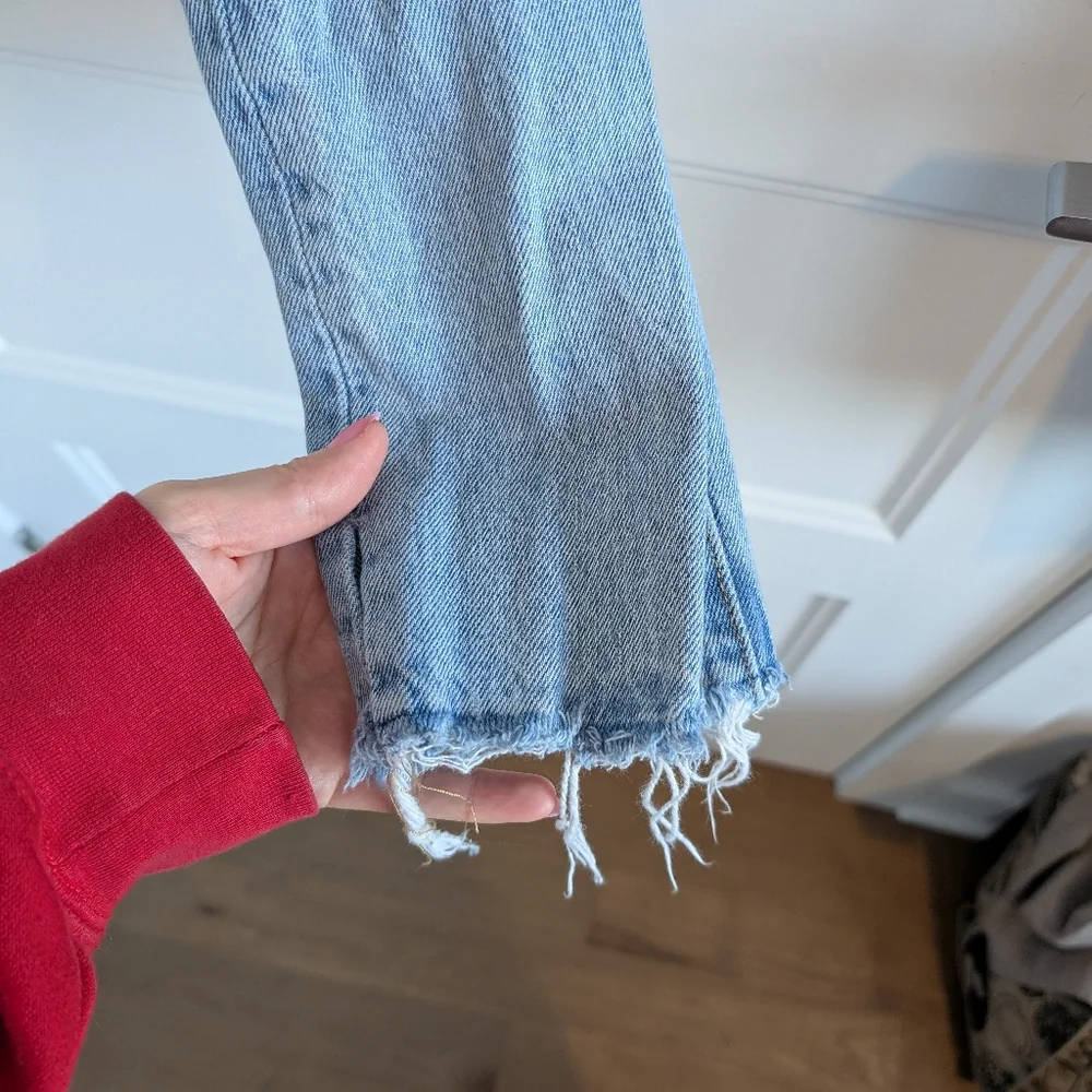 Levi's/Distressed Light Blue Denim Jeans 501 Sz 23 - Picture 4 of 5